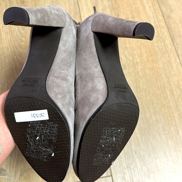 Stuart Weitzman Size 9 Grey Suede Booties - Picture 2 of 3